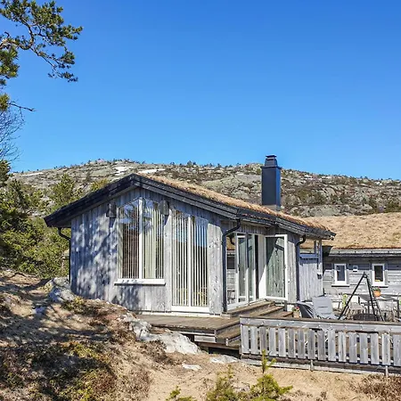 5 Bedroom Lovely In Dolemo Ferienhaus *